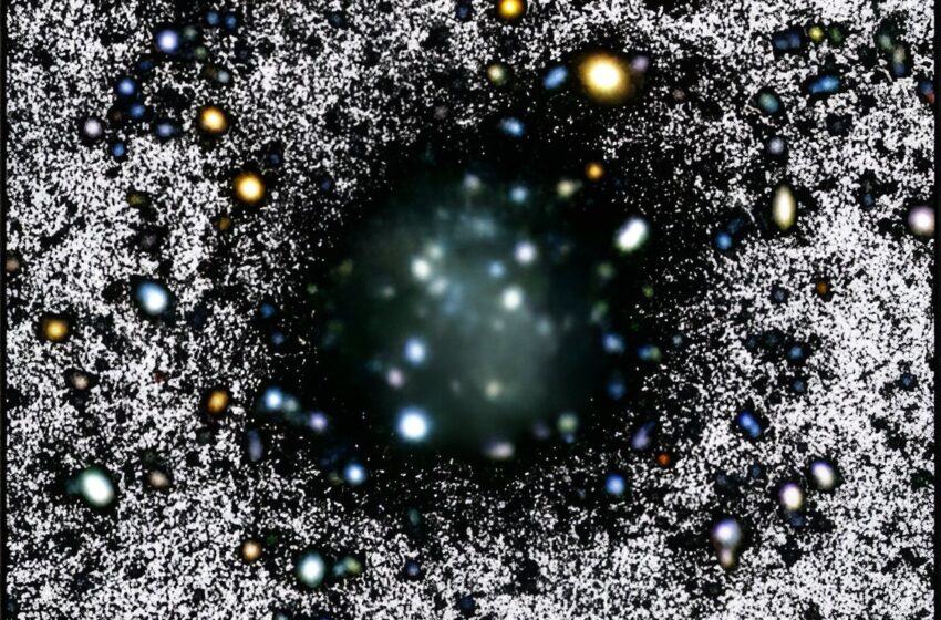  Les astronomes découvrent une nouvelle galaxie presque sombre