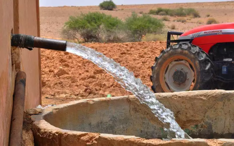  Restrictions d'eau : voilà ce qui attend les Marocains Face à l'imminence d'une crise majeure de l'eau, le gouvernement d'Aziz…
