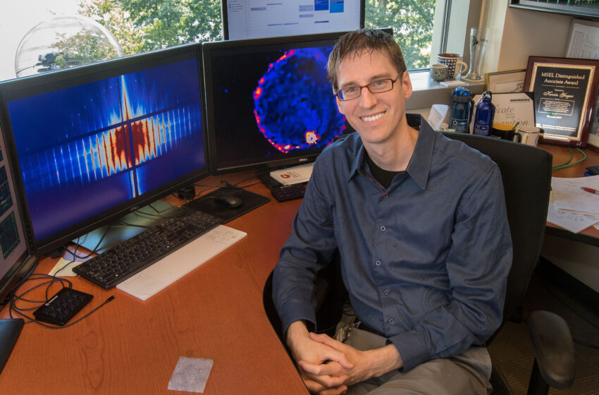  Un chercheur développe un chatbot expert en nanomatériaux