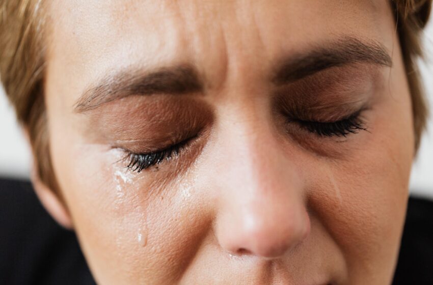  Une bouffée de larmes réduit l'agressivité masculine, selon une étude