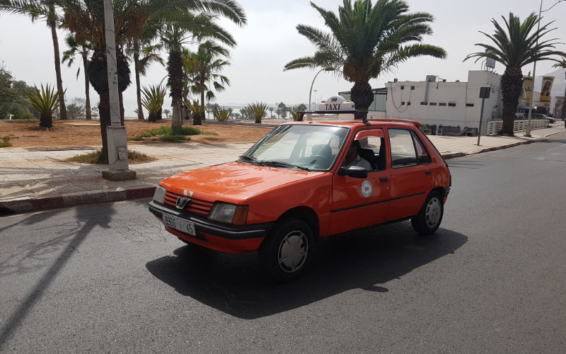  Agadir traque les vieux taxis