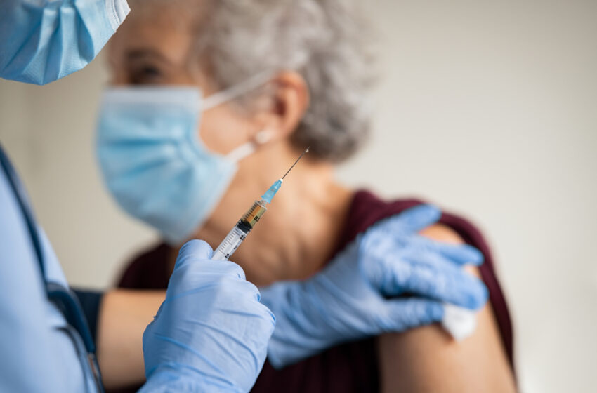  Dans quelle mesure les vaccins Covid étaient-ils sûrs ?  Les effets secondaires étudiés par l'organisme français du médicament
