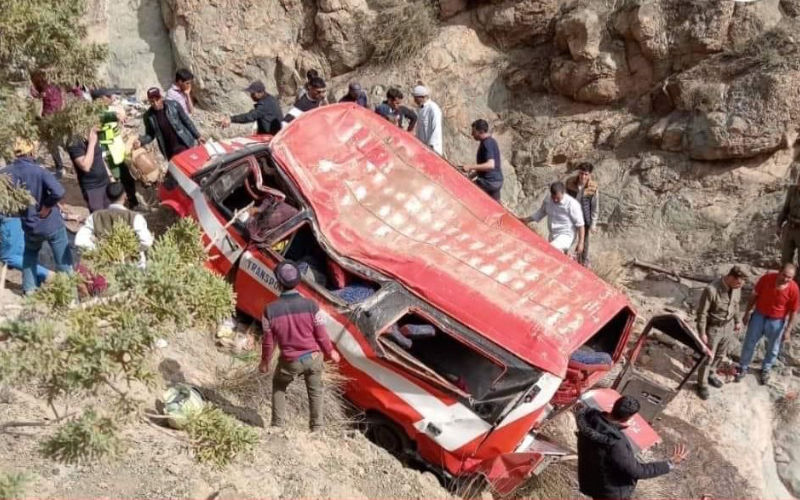  Terrible accident au Maroc : lourd bilan humain (11 morts) Un terrible accident de la route s'est produit dimanche sur la route…