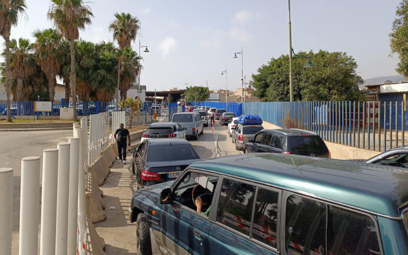  Embouteillage à la frontière, MRE en colère