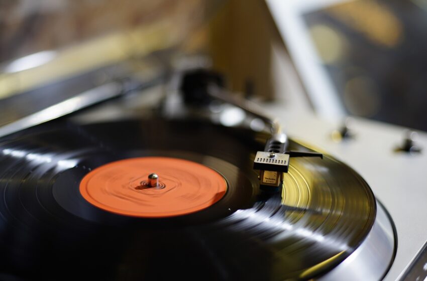  Les mélodies des chansons sont devenues plus simples depuis 1950, selon une étude