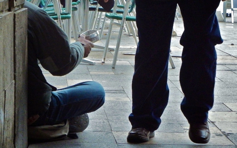  Les mendiants envahissent Marrakech