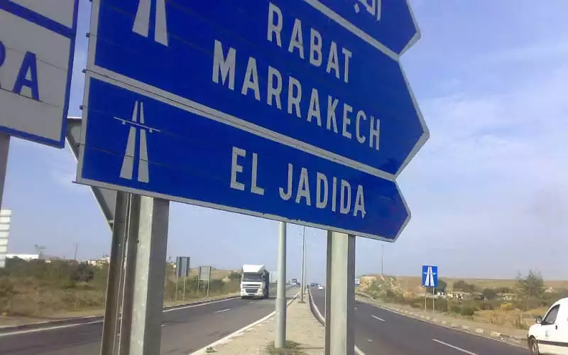  Maroc : 1000 km d’autoroutes supplémentaires Le Maroc prévoit des investissements massifs pour renforcer son réseau…