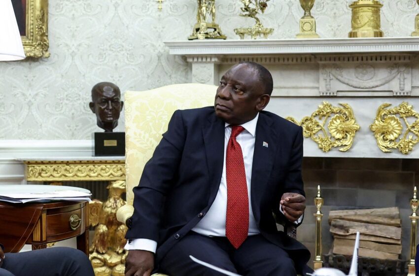  Trump embuscade en Afrique du Sud Ramaphosa dans Oval Office Meeting