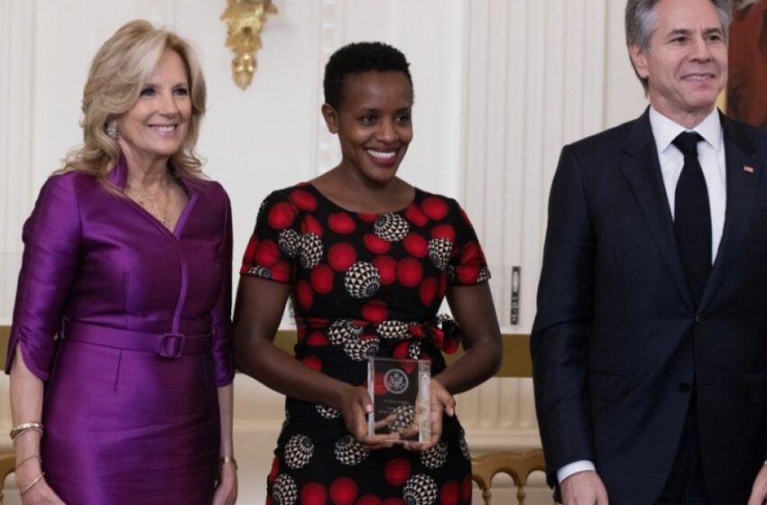  Un activiste ougandais «torturé» jeté à la frontière après l’arrestation en Tanzanie | Nouvelles politiques