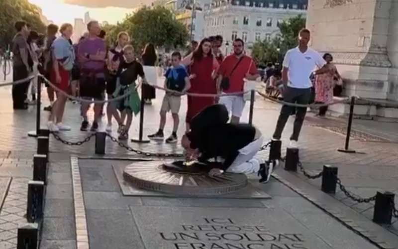  Le marocain qui a profane la tombe du soldat inconnu à Paris pourrait être renvoyé