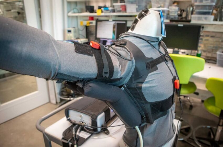  Les robots portables s’adaptent aux modèles de mouvement des bras individuels pour les patients AVC et la SLA