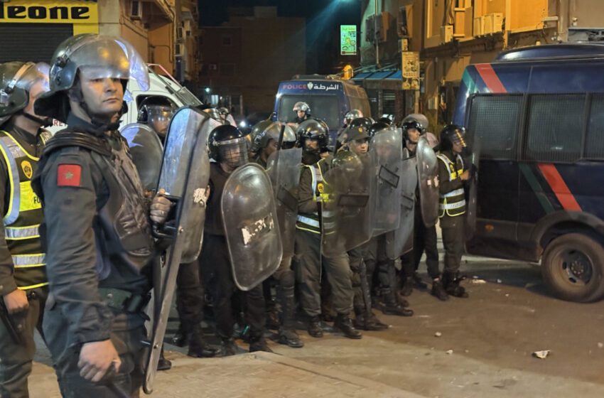  Comment le mouvement pacifique a-t-il dégénéré en destruction des marchandises?