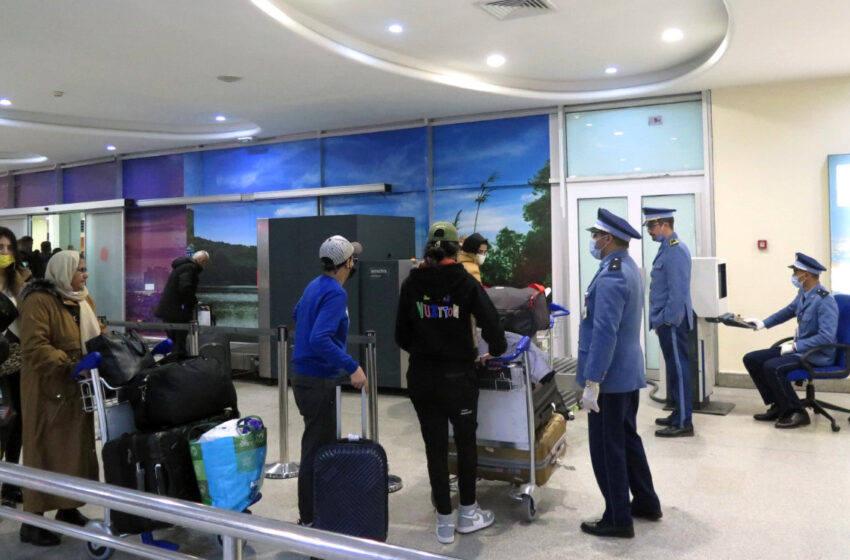  de hauts responsables interdits de quitter le territoire