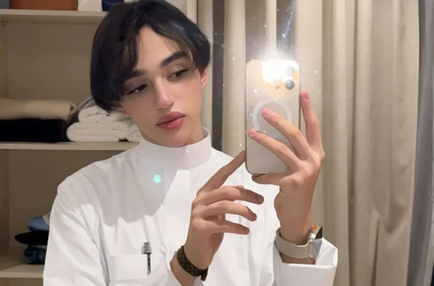  Maroc : trois dossiers sensibles liés aux tiktokers ont examiné Adam Benchekroun, un jeune tiktoker, sa mère, ainsi que la créatrice de…