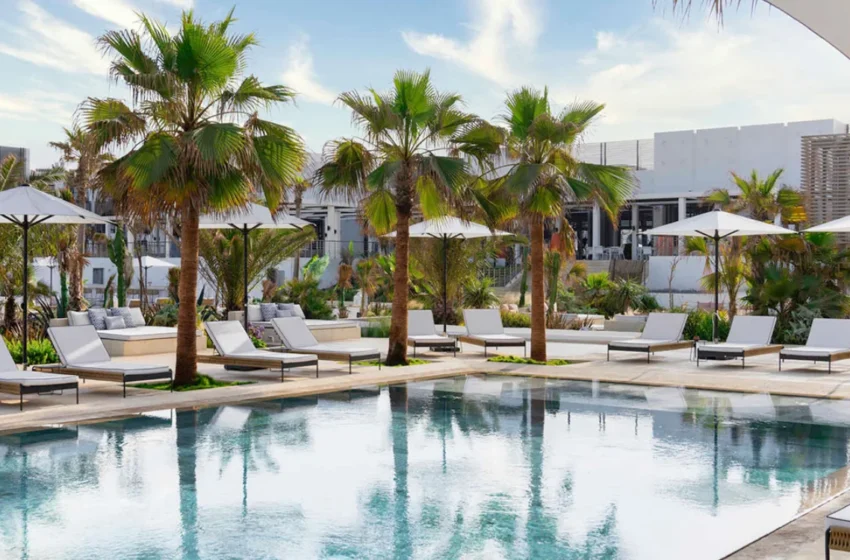  Un jeune touriste britannique retrouvé mort dans la piscine d’un hôtel