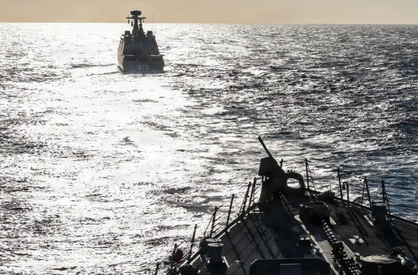  Atlas Handshake : Tirs réels et chasse aux sous-marins, l’US Navy intensifie son jeu au large d’Agadir Le destroyer américain USS Paul Ignatius et la frégate marocaine Tarik Ben…