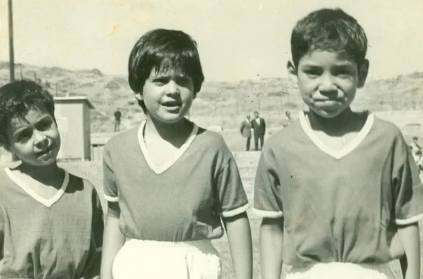  Le Prince Moulay Hicham partage une rare photo du Roi Mohammed VI