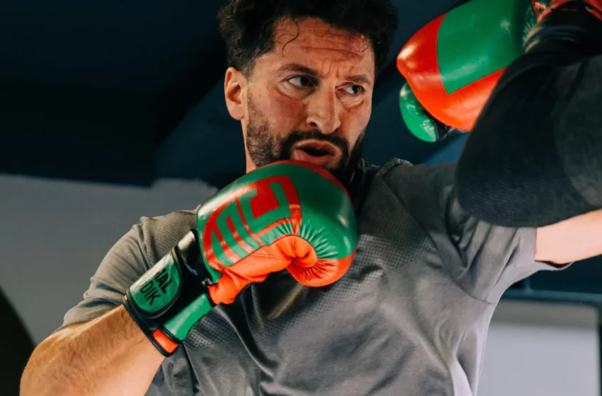  Le kickboxeur Jamal Ben Saddik condamné à quatre ans de prison pour l’enlèvement d’un docker