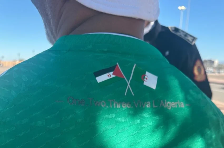  un Algérien arrêté avec un t-shirt du Polisario au Grand Stade