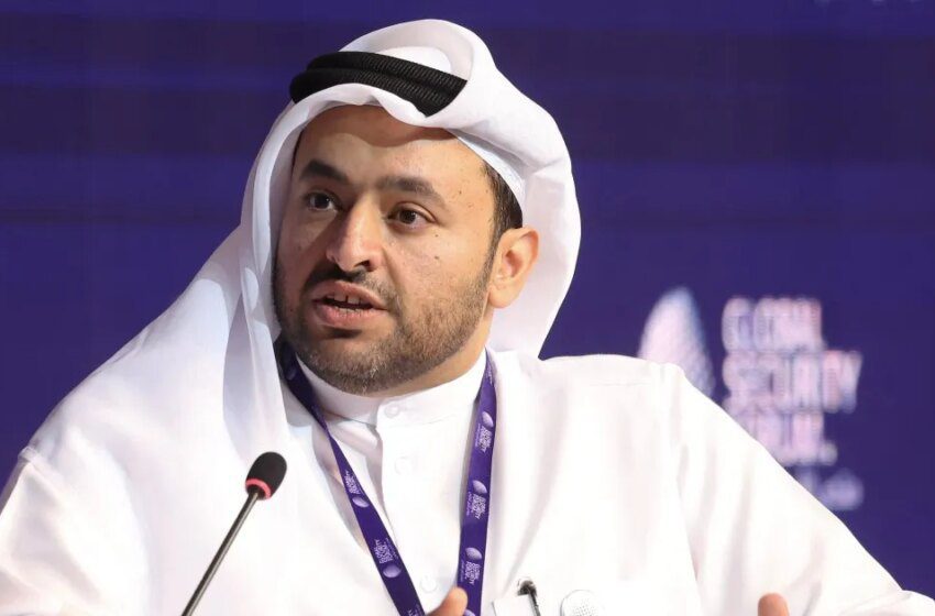  Al-Khulaifi appelle à la désescalade et exclut Qatar et Oman comme médiateurs