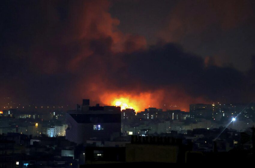  Explosions à Téhéran alors que les frappes américano‑israéliennes entrent dans leur huitième jour