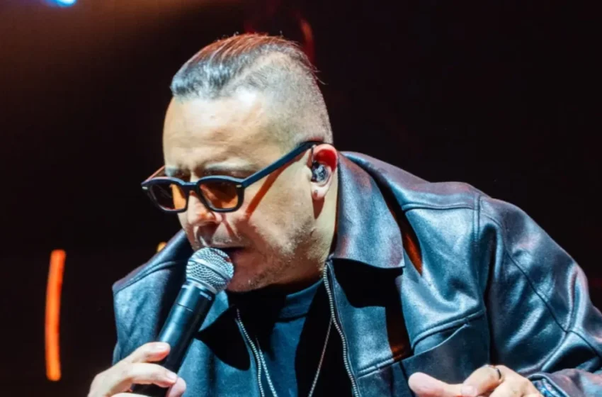  Faudel triomphe en tournée tout en affrontant un drame familial difficile