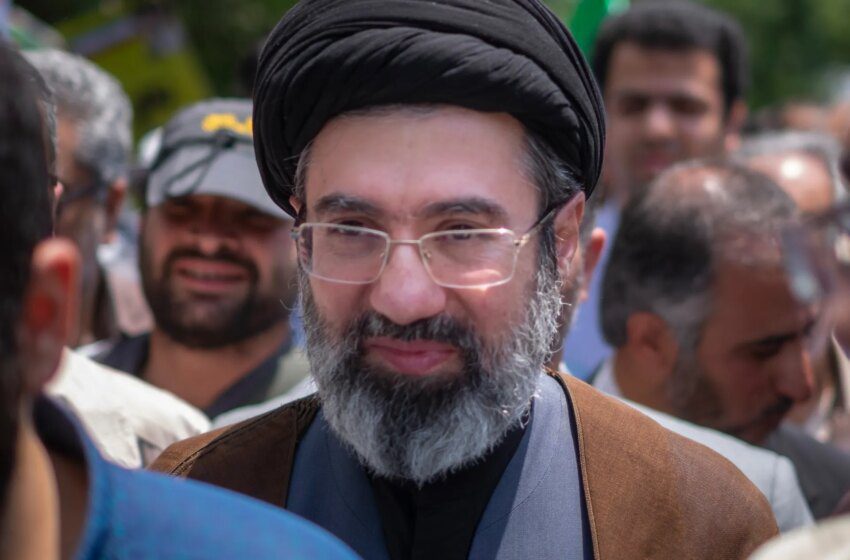  Mojtaba Khamenei nommé guide suprême de l’Iran au cœur d’une guerre régionale