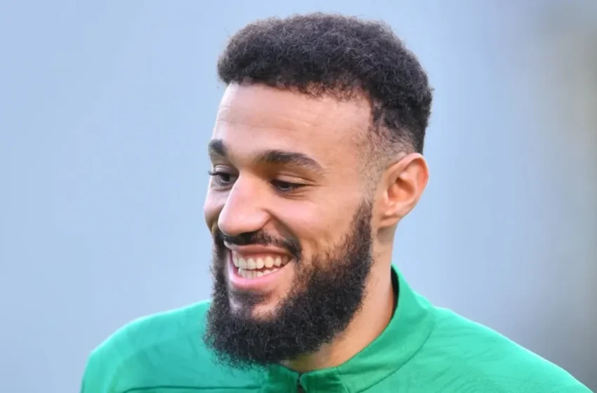  Noussair Mazraoui loue le staff de Michael Carrick et salue Casemiro