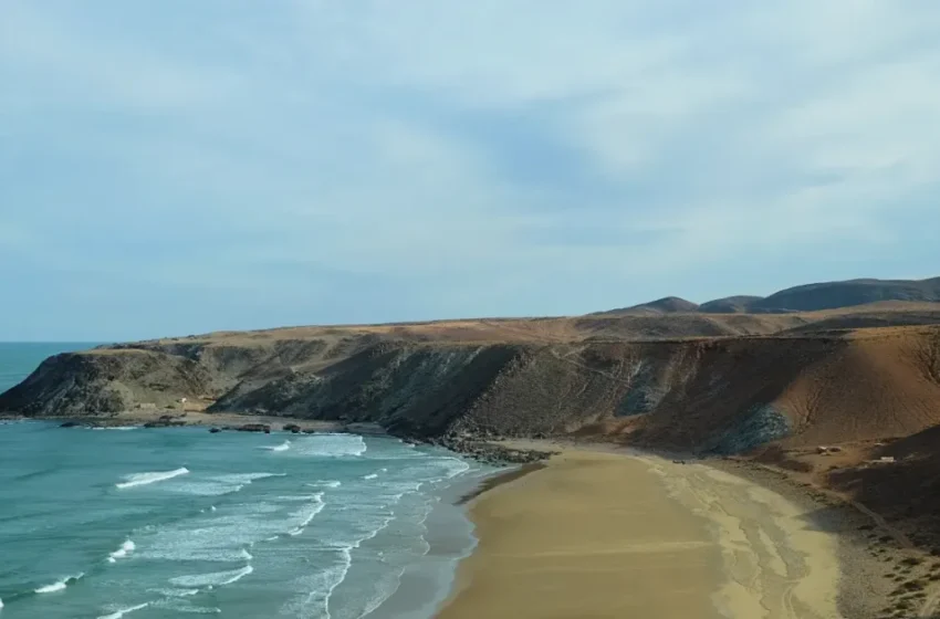  Playa Blanca : la plus longue plage préservée d’Afrique du Nord au Maroc