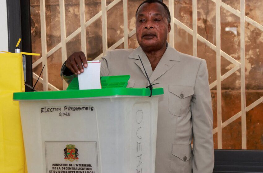  Sassou Nguesso réélu pour un cinquième mandat, près de 42 ans au pouvoir