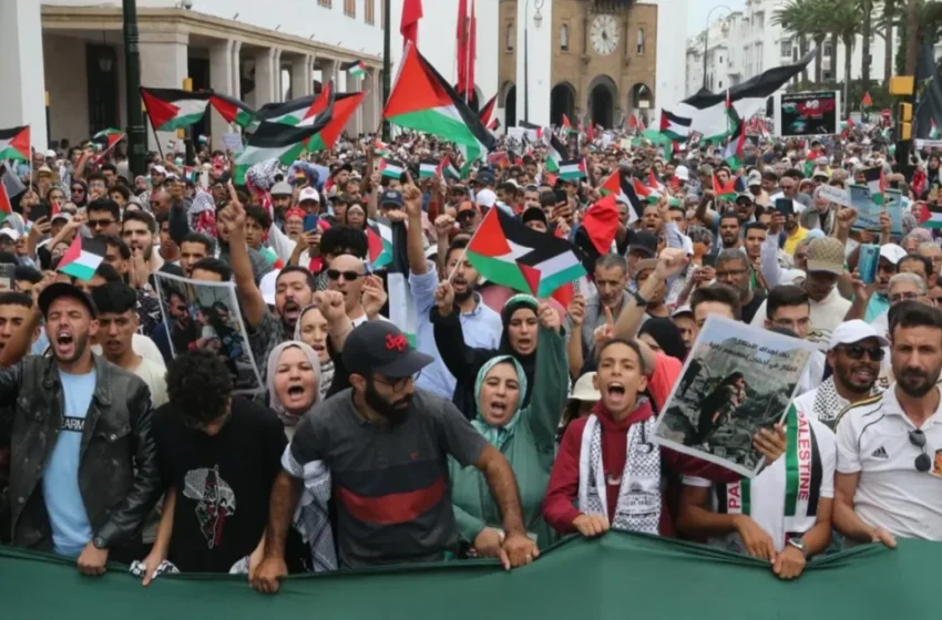  Des victimes marocaines portent plainte contre Netanyahu pour crimes en mer Méditerranée