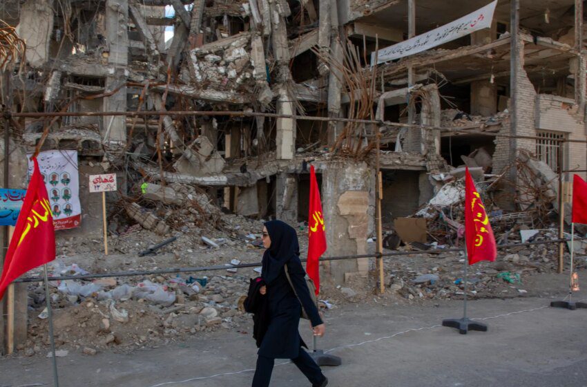  Frappes américano‑israéliennes détruisent la synagogue Rafi‑Nia à Téhéran, au moins 15 morts