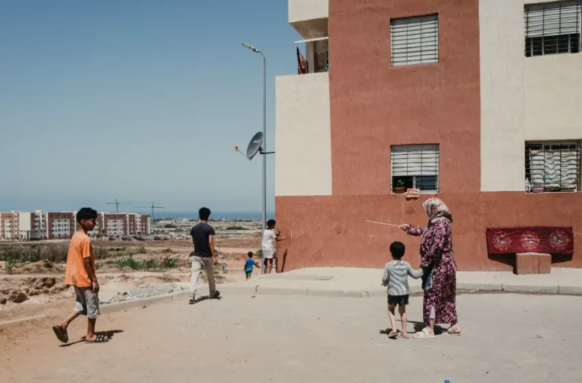  La famille marocaine se transforme avec un renforcement des foyers nucléaires et un déclin du mariage