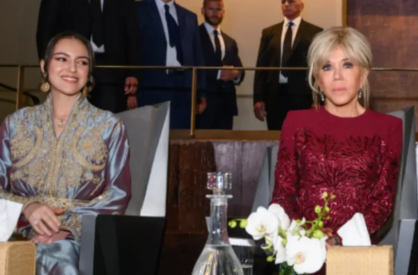  Lalla Khadija fait sensation lors d’un événement officiel inédit en public