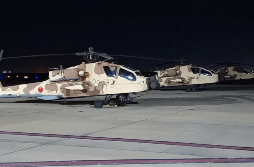  Le Maroc reçoit six nouveaux hélicoptères Apache pour moderniser ses forces armées