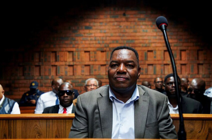  Ramaphosa suspend la commissaire de police Fannie Masemola pour corruption