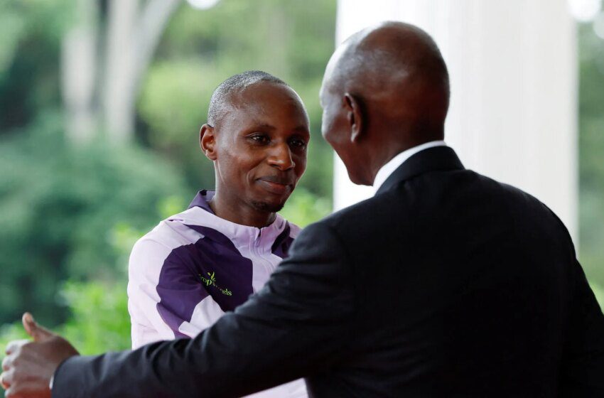  Sabastian Sawe premier marathonien officiel sous deux heures à Londres salué par Ruto