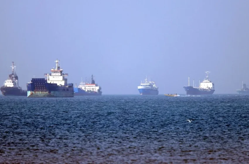  20 000 marins bloqués dans le détroit d’Ormuz, un marin indien témoigne