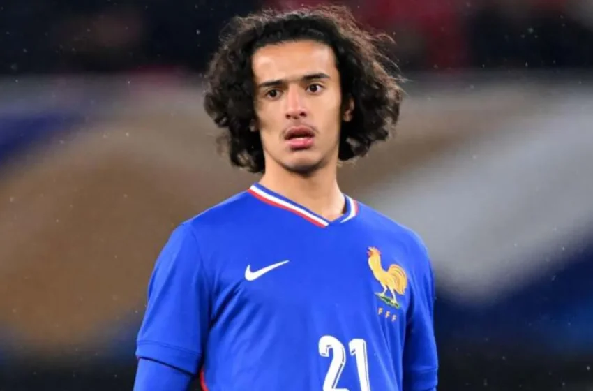  Ayyoub Bouaddi, milieu du LOSC, choisit le Maroc