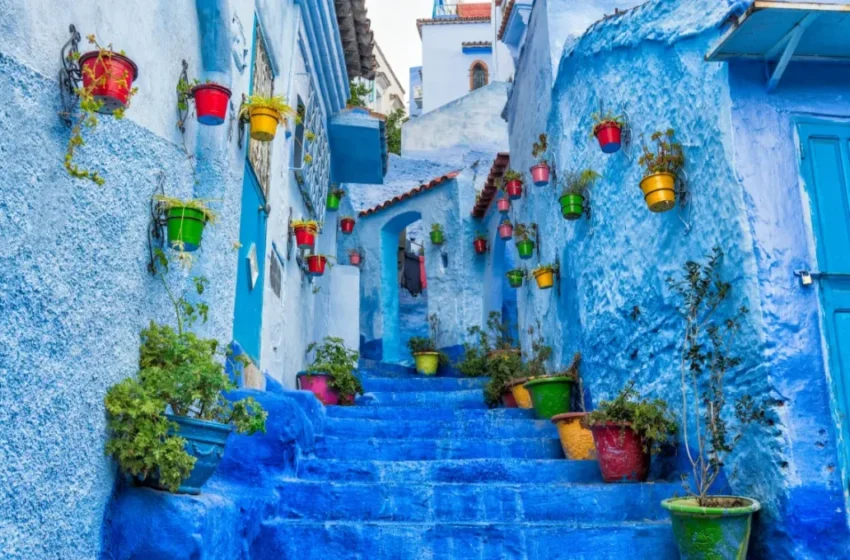  Chefchaouen subit l’afflux massif de touristes grâce aux réseaux sociaux