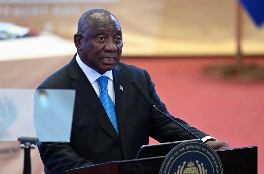  Cour constitutionnelle sud‑africaine relance la procédure de destitution Farmgate contre Cyril Ramaphosa