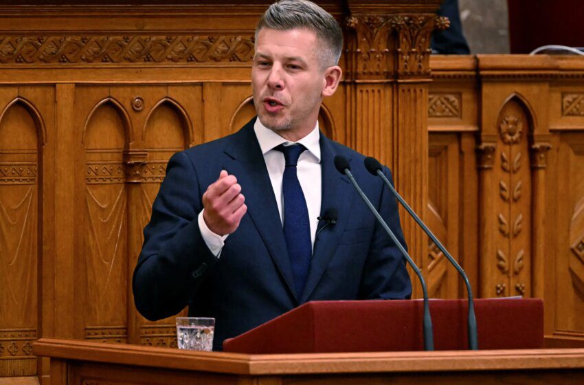  Peter Magyar prête serment après la victoire de Tisza avec 141 sièges