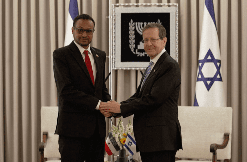  Premier ambassadeur du Somaliland présente lettres de créance au président israélien Isaac Herzog