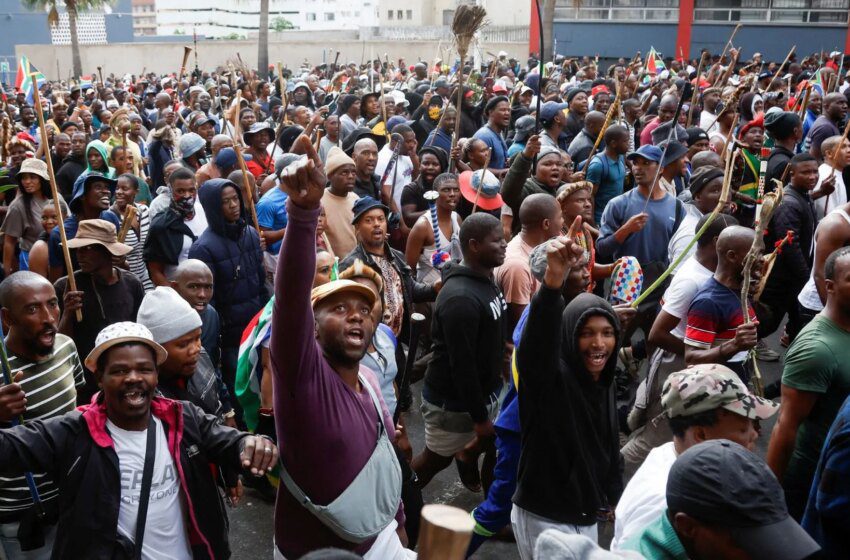  30 juin dépassé en Afrique du Sud: tensions et départs d’étrangers sans papiers