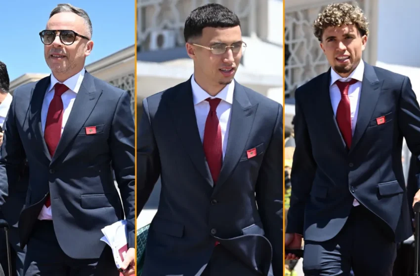  Carlo Pignatelli sponsor officiel habille la délégation marocaine en costume noir et cravate rouge