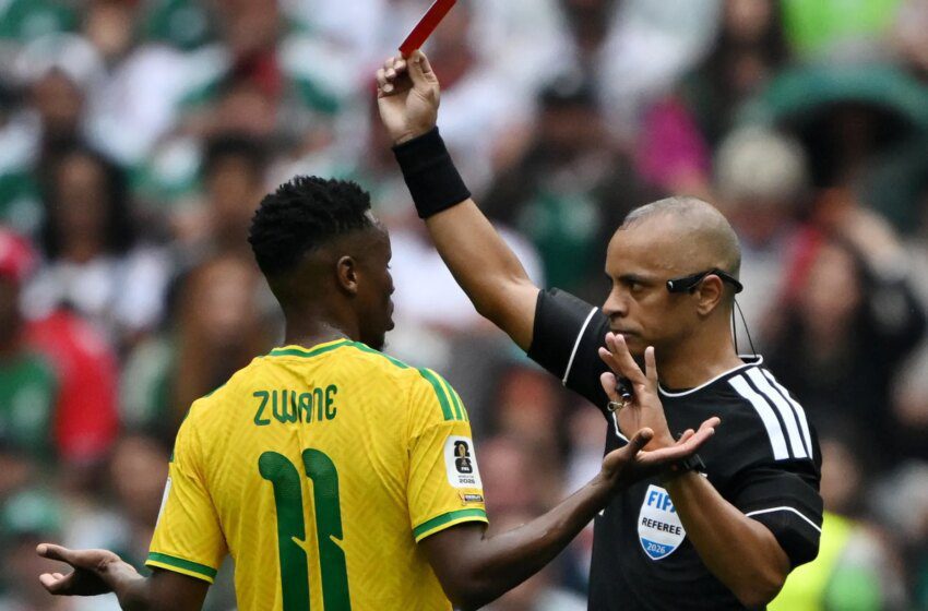 Coupe du Monde 2026: ouverture marquée par trois cartons rouges, VAR et pauses d’hydratation