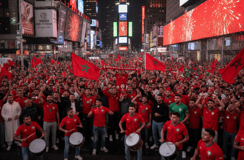  Des milliers de supporters marocains font vibrer Times Square pour les Lions de l’Atlas
