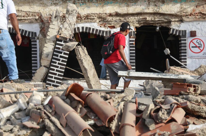  Deux séismes frappent La Guaira, au moins 920 morts et 51 000 disparus