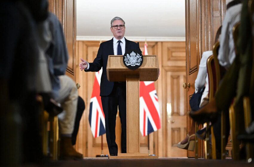  Incendies visant Starmer : deux condamnés à Londres, un rapport allègue implication russe