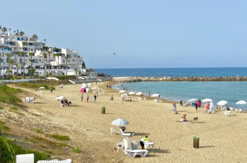  Polémique estivale au Maroc : accès aux plages restreint, la population réagit